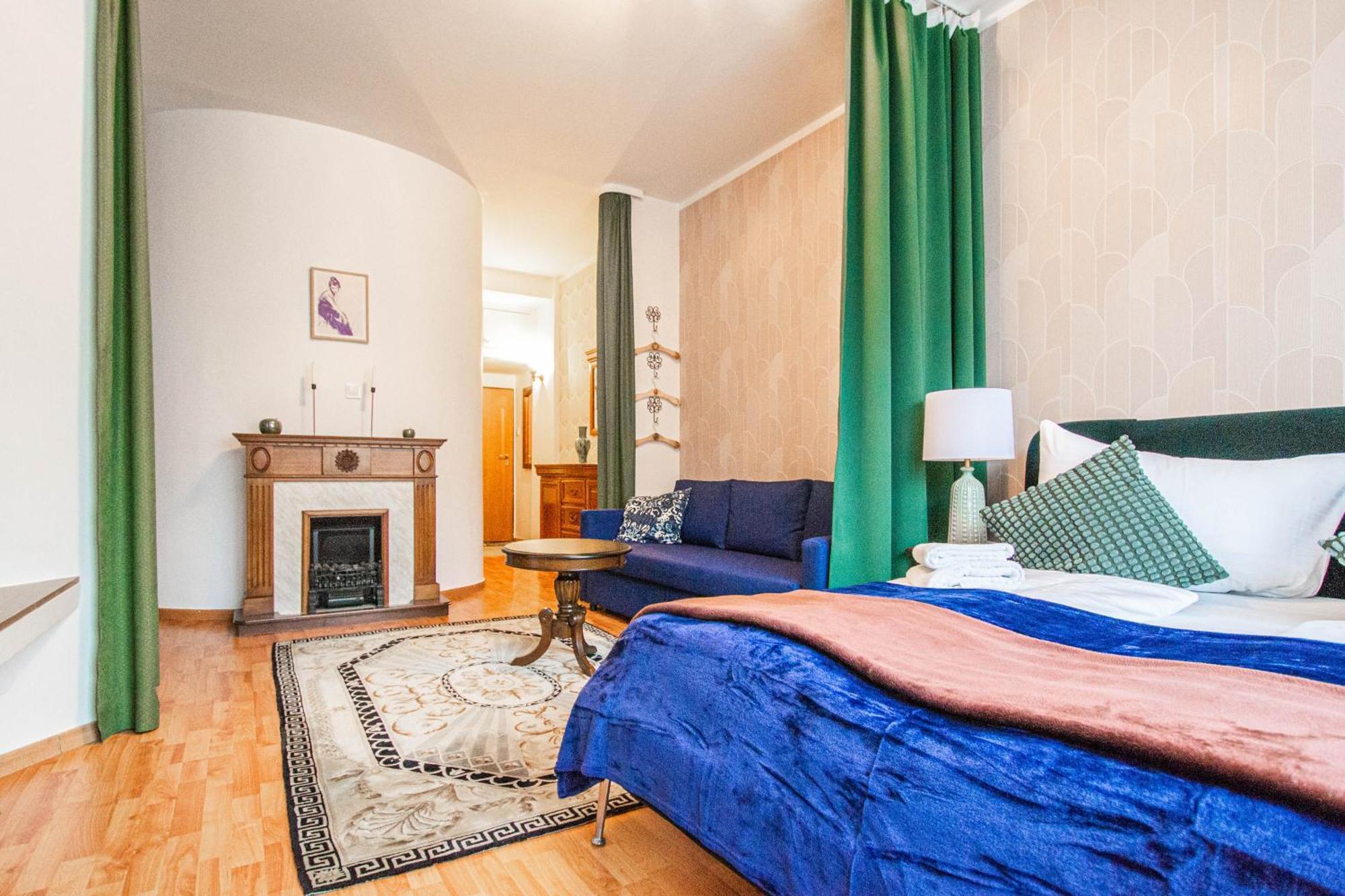 Main Prague Square Apartments Sauna And Fireplace Bagian luar foto