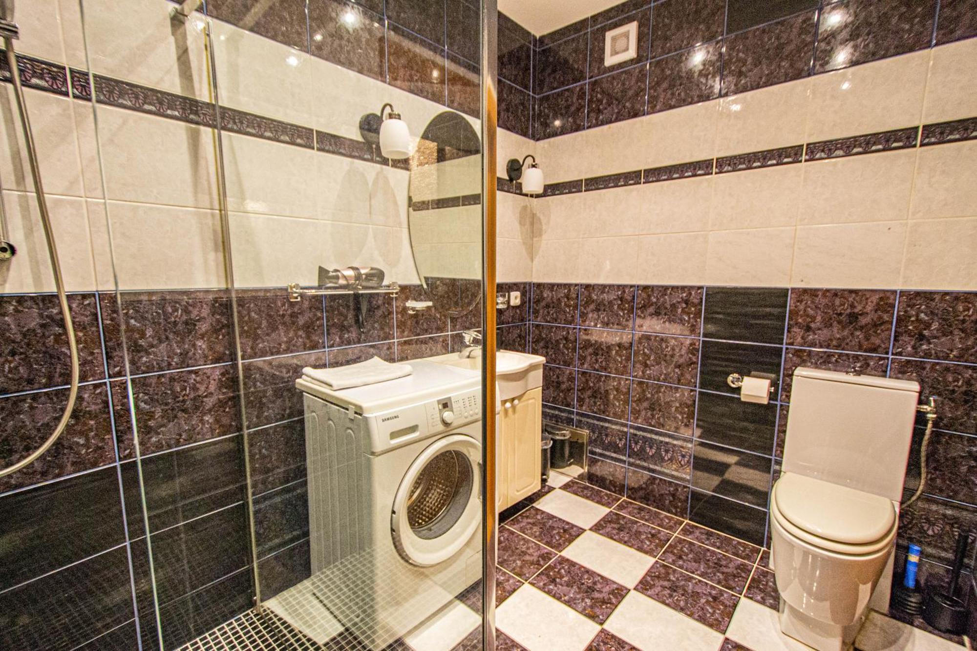 Main Prague Square Apartments Sauna And Fireplace Bagian luar foto
