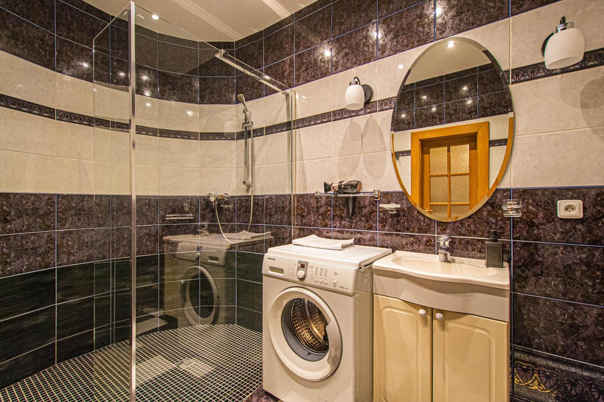 Main Prague Square Apartments Sauna And Fireplace Bagian luar foto